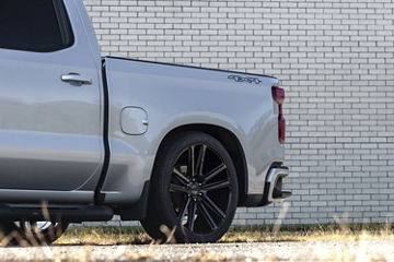 シボレー　DUB 2020 Chevrolet Silverado - DUB FLEX - Black | Wheel Pros